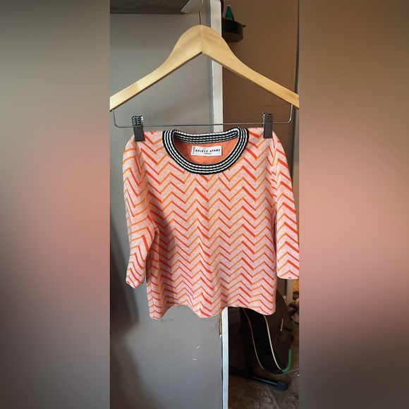 Fancy top - Picture 2 of 2